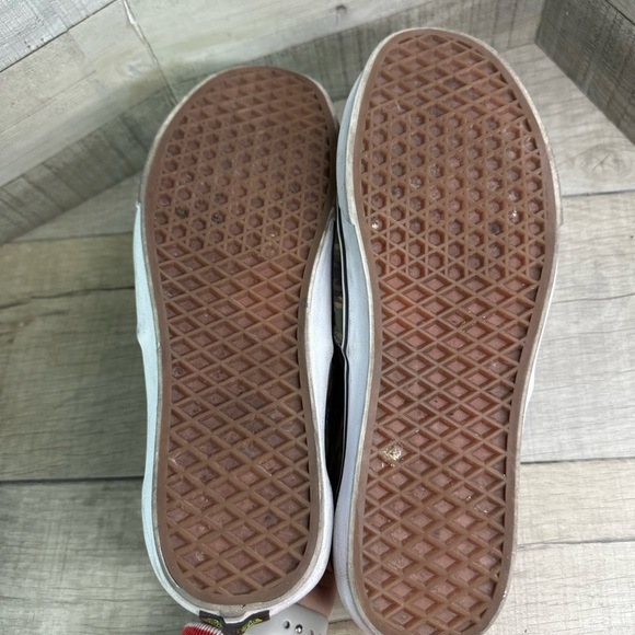 Vans dark green and black Aztec pattern classic low top sneakers size sneakers - Picture 7 of 7